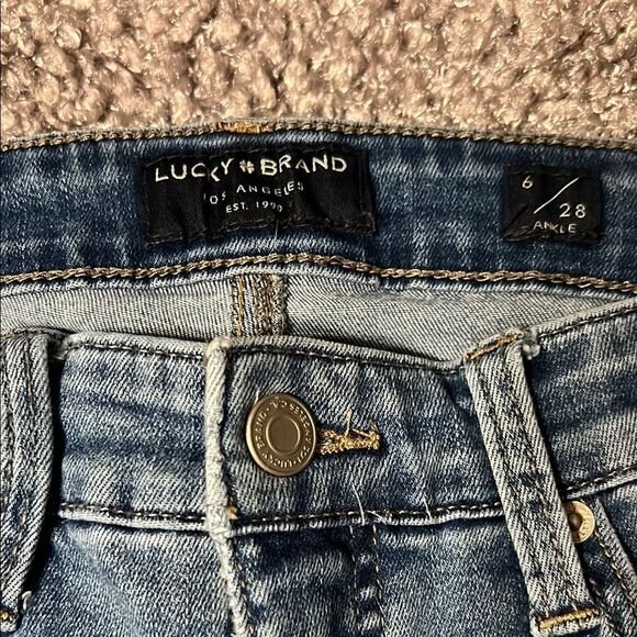 Lucky Brand Women's Blue Distressed Jeans - Picture 2 of 7